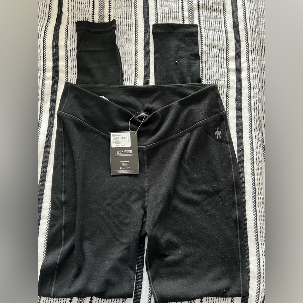 NEW WITH TAGS- SMART WOOL LEGGINGS